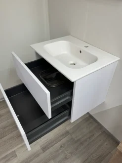 Mobile bagno Sospeso Byte next 01 mobile con specchio Mastella in offerta