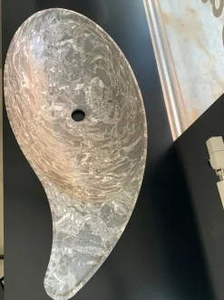 Mobile bagno Sospeso Kreoo decor marmi lavabo da appoggio cashmere marmo gris saint marie Artigianale a prezzi convenienti