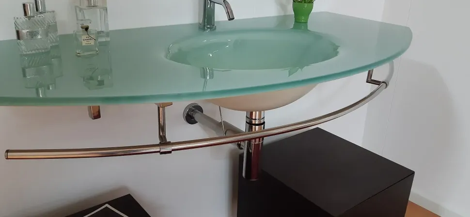 Mobile bagno Sospeso Modula Punto tre a prezzo ribassato