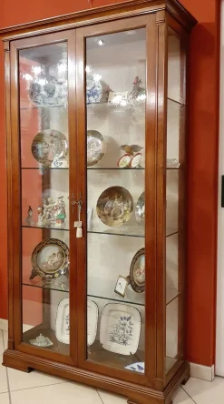 Mobile d'antiquariato modello Vetrina cristalliera in ciliegio a PREZZO SCONTATO