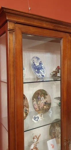 Mobile d'antiquariato modello Vetrina cristalliera in ciliegio a PREZZO SCONTATO