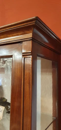 Mobile d'antiquariato modello Vetrina cristalliera in ciliegio a PREZZO SCONTATO
