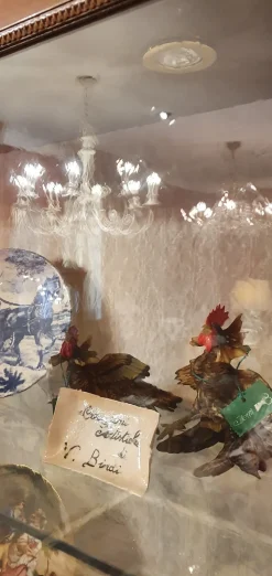 Mobile d'antiquariato modello Vetrina cristalliera in ciliegio a PREZZO SCONTATO