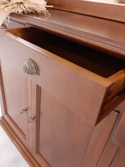 Mobile di Antiquariato in stile arte povera con un ribasso imperdibile