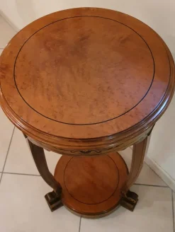 Mobile di Antiquariato in stile neoclassico Colonna in radica a prezzo scontato