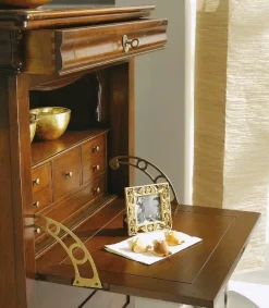 Mobile di Antiquariato in stile luigi xvi con uno sconto del 60%