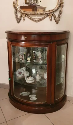 Mobile di Antiquariato in stile neoclassico Vetrinetta bassa in Offerta Outlet