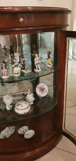 Mobile di Antiquariato in stile neoclassico Vetrinetta bassa in Offerta Outlet