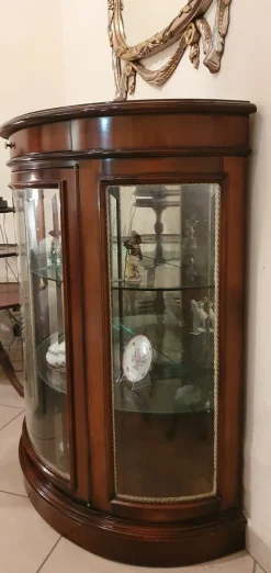 Mobile di Antiquariato in stile neoclassico Vetrinetta bassa in Offerta Outlet