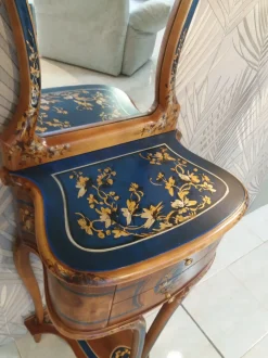 Mobile di Antiquariato in stile rinascimentale con uno sconto del 53%