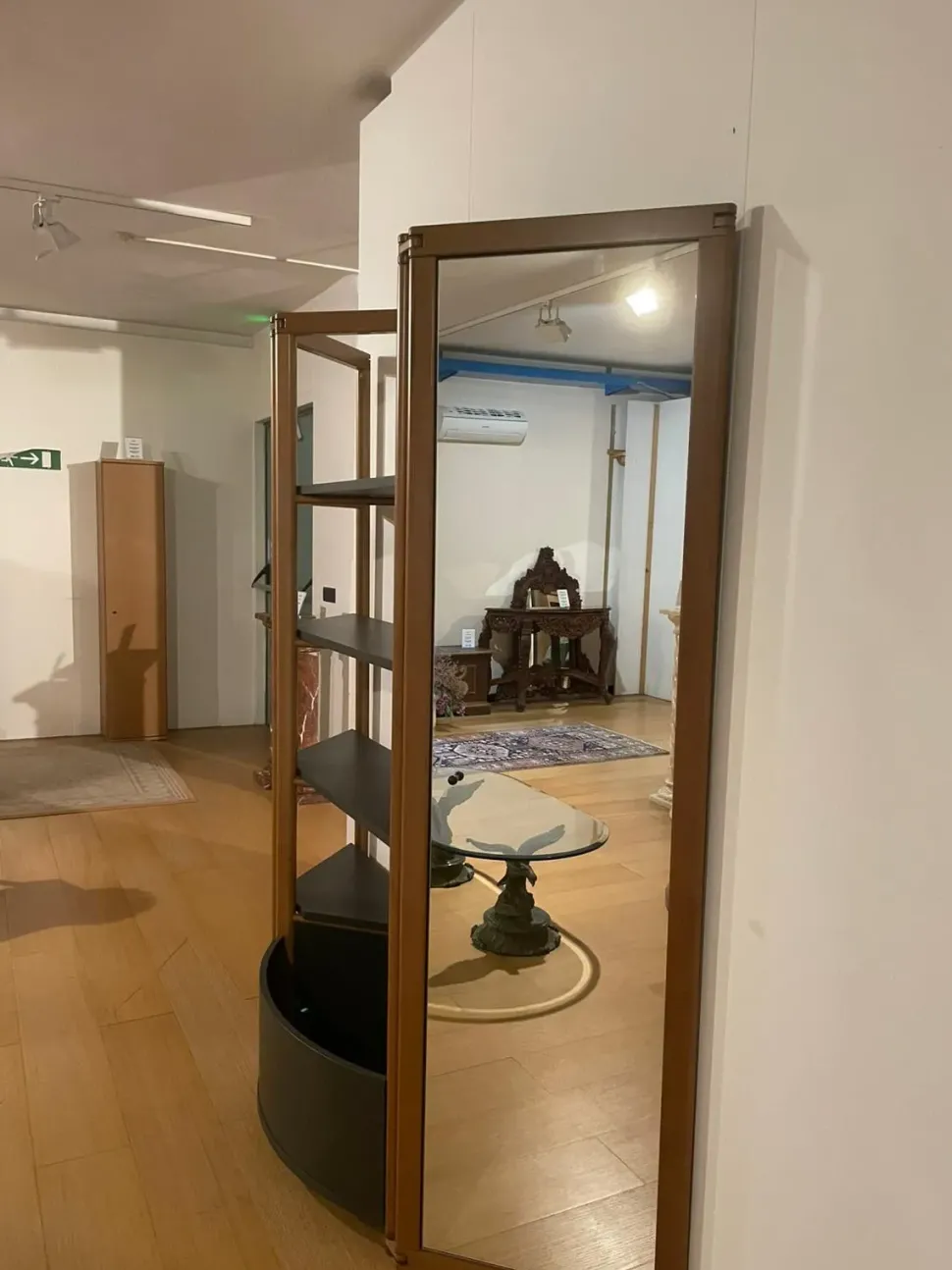 Mobile ingresso A terra modello Mobile ingresso zuffellato di Artigianale