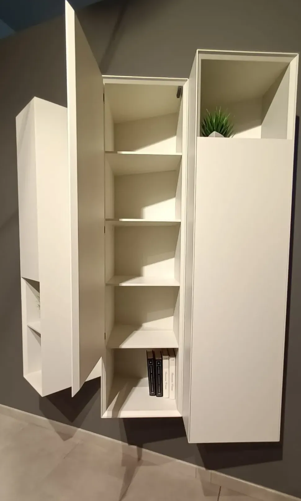 Mobile ingresso Senza maniglia modello moderno Colonne lampo di Sangiacomo in offerta