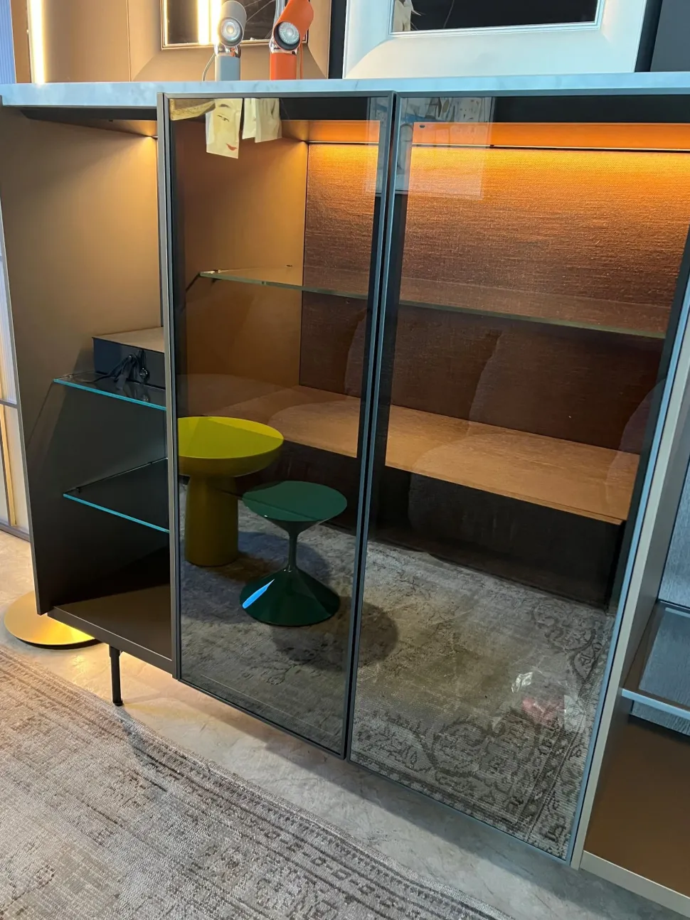 Mobile ingresso Senza maniglia modello moderno Logos di Molteni & c in offerta