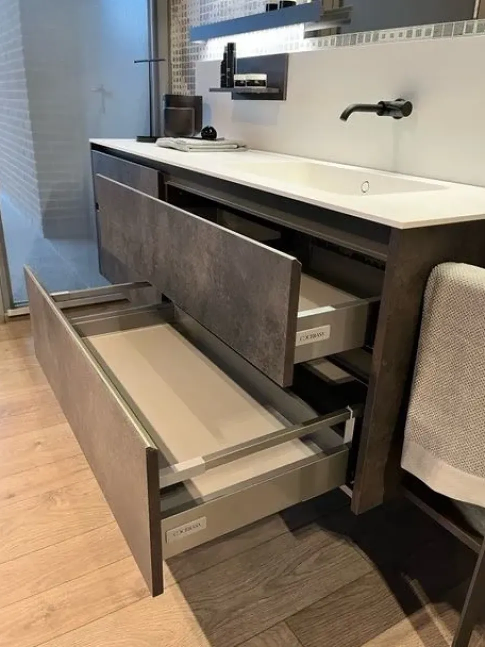 Mobile per la sala da bagno Cerasa Segno a prezzo Outlet