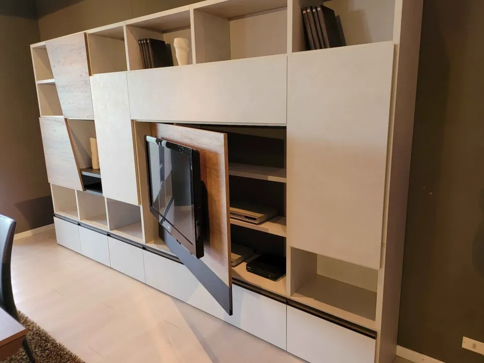 Mobile soggiorno modello Diagonal 2021 di Tomasella a PREZZI OUTLET