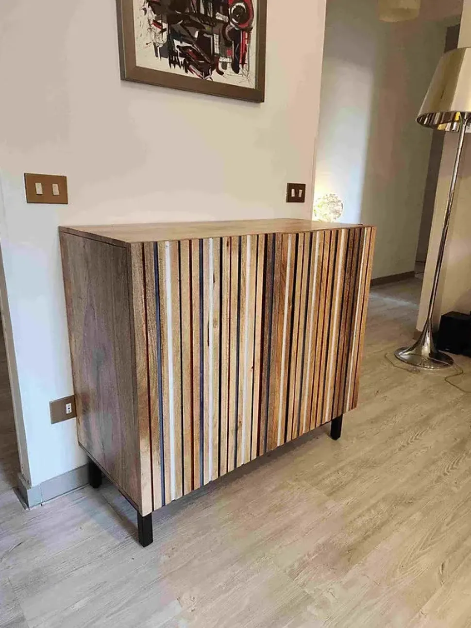 Mobile soggiorno modello Madia credenza line 2a di Outlet etnico a prezzo scontato