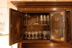 Mobile soggiorno modello Mobile sacrestia noce massello di Collezione esclusiva a PREZZI OUTLET