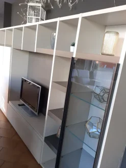 Mobile soggiorno modello Logic di Morassutti scontato -41%