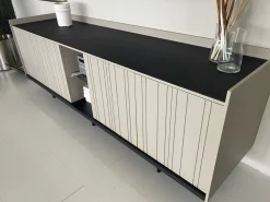 Mobile soggiorno modello Madia dee dee s di Fontana arte in Offerta Outlet