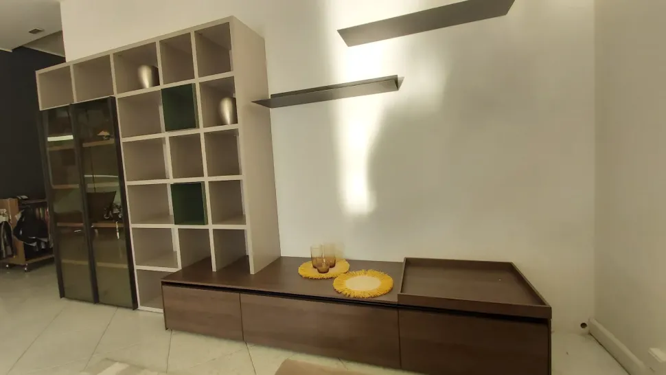 Novamobili Living System: parete attrezzata con ribasso esclusivo!