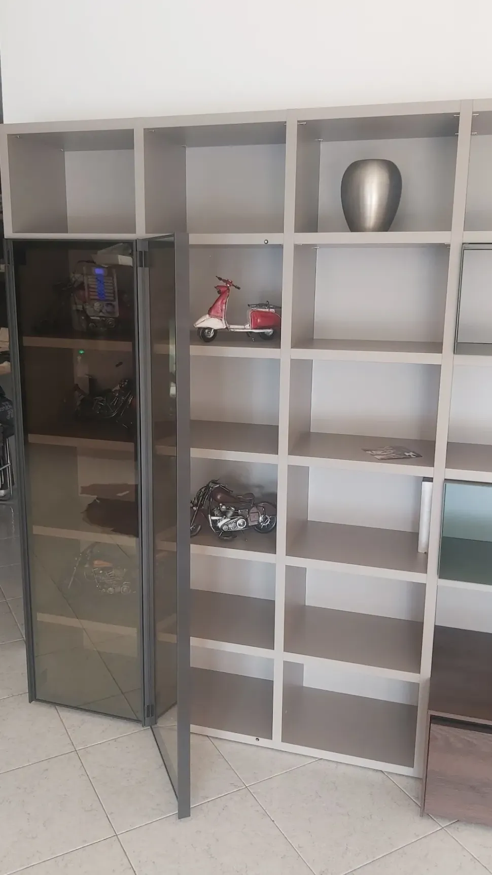 Novamobili Living System: parete attrezzata con ribasso esclusivo!