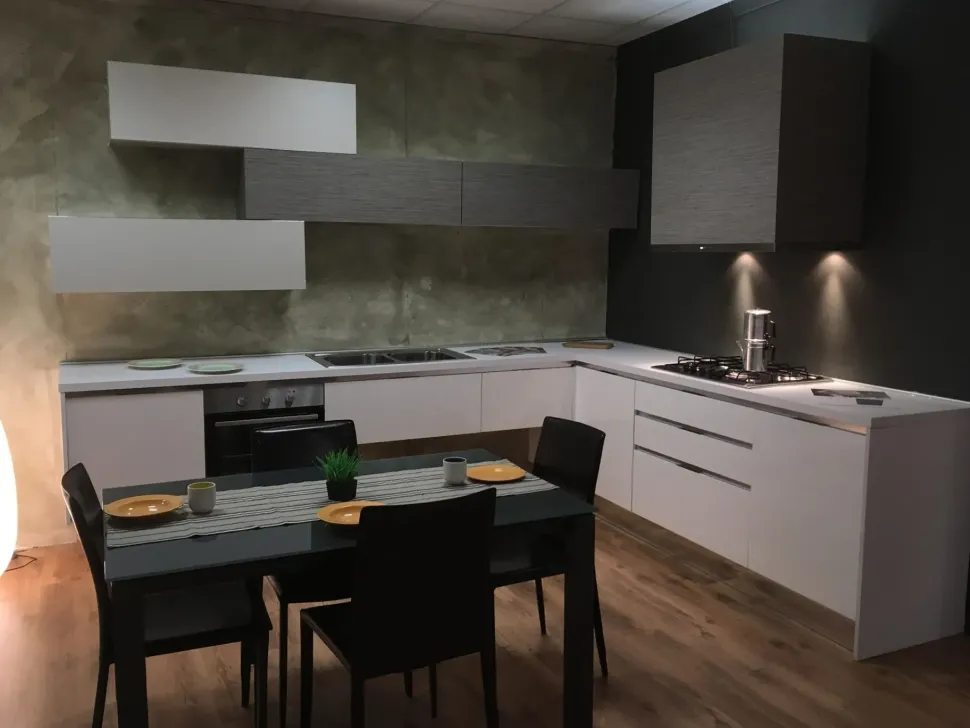 OFFERTA cucina ad angolo (MISURA 330X270cm) ASTRA CUCINE mod SP22