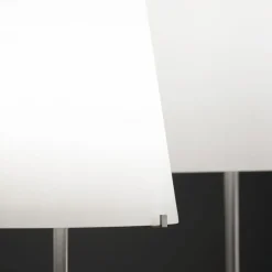 Offerta Outlet: Lampada da terra 3247 Fontana Arte. Acquista ora!