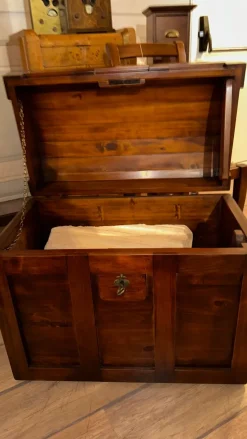 Oggettistica Baule dolfi arte povera di Artigianale scontata - 40%