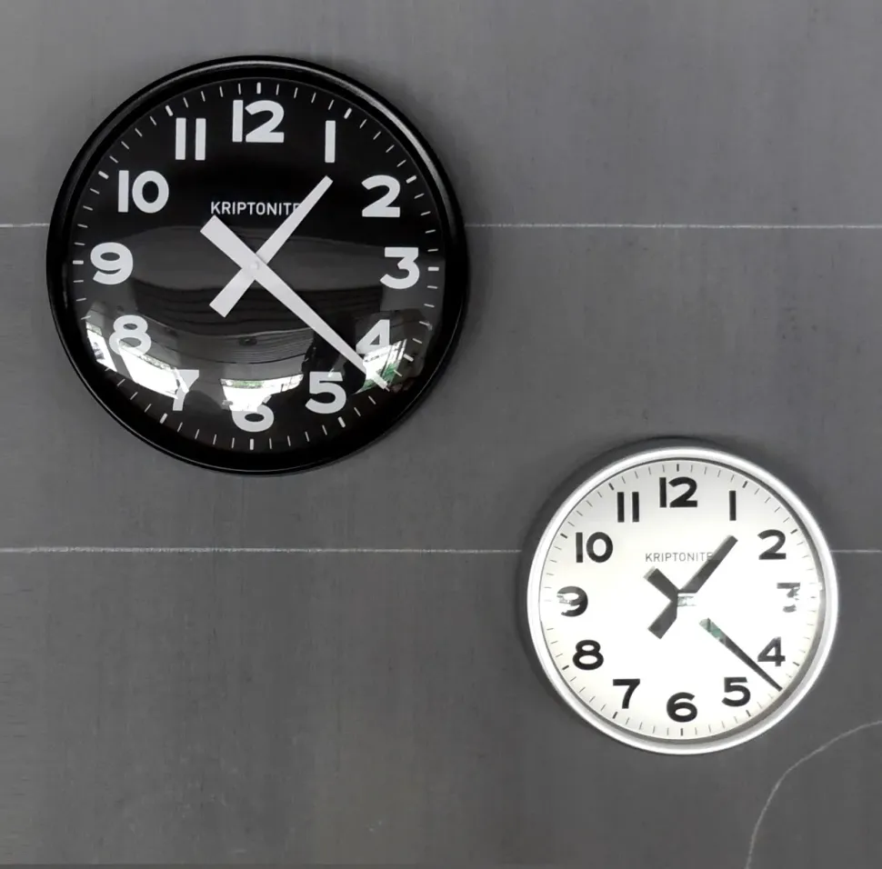 Oggettistica design Orologi da parete kriptonite di Kriptonite a prezzo scontato
