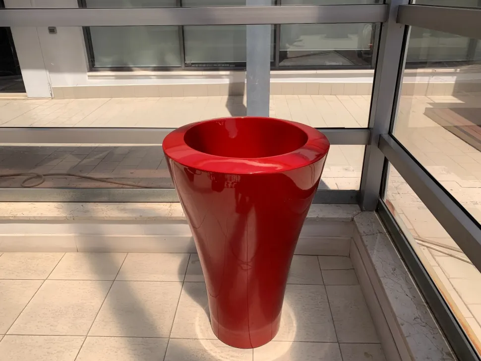 Oggettistica in stile Design in laccato lucido Serralunga Ming high