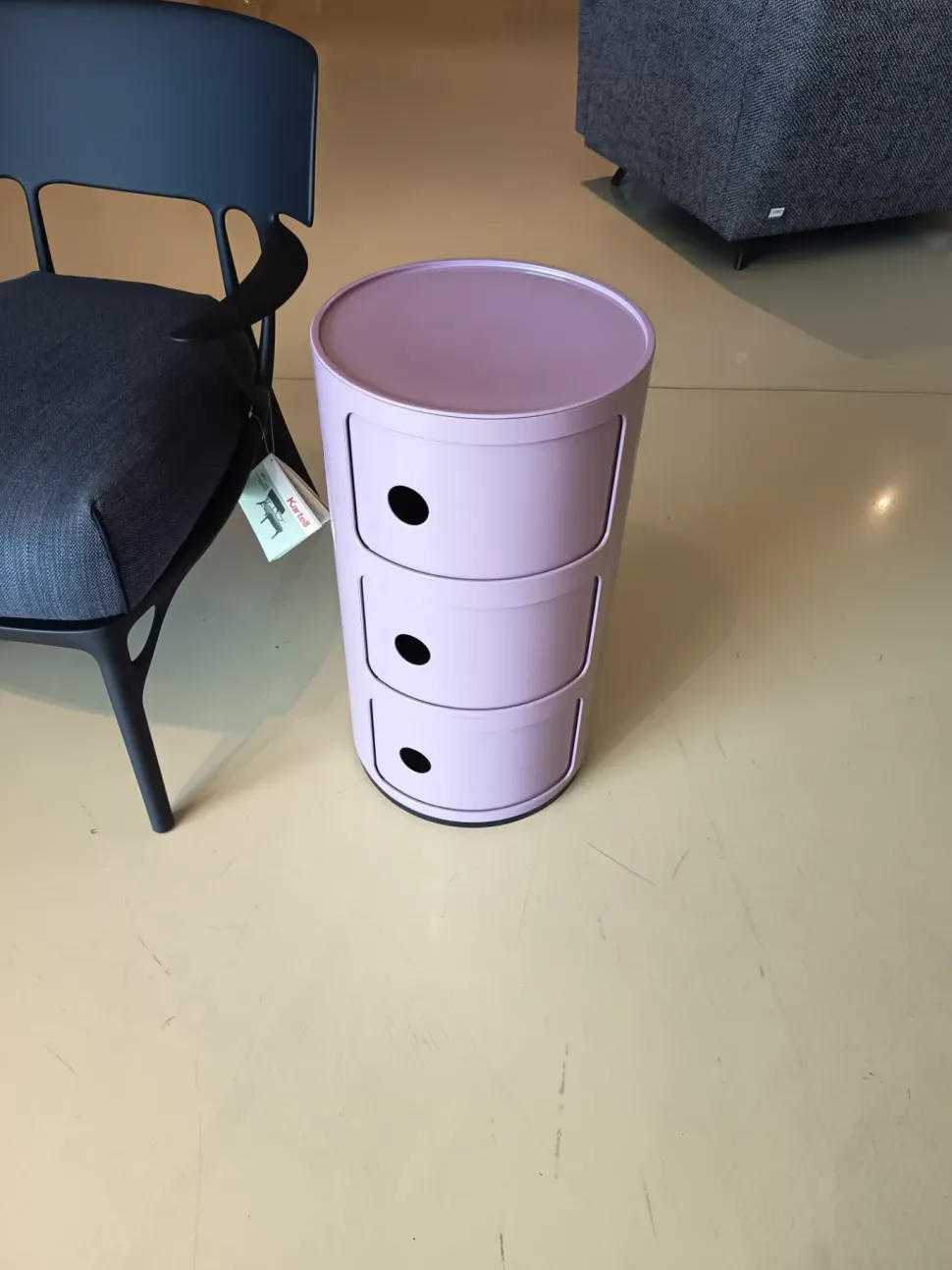 Oggettistica modello Componibili kartell nuovi colori malva di Kartell a prezzo ribassato