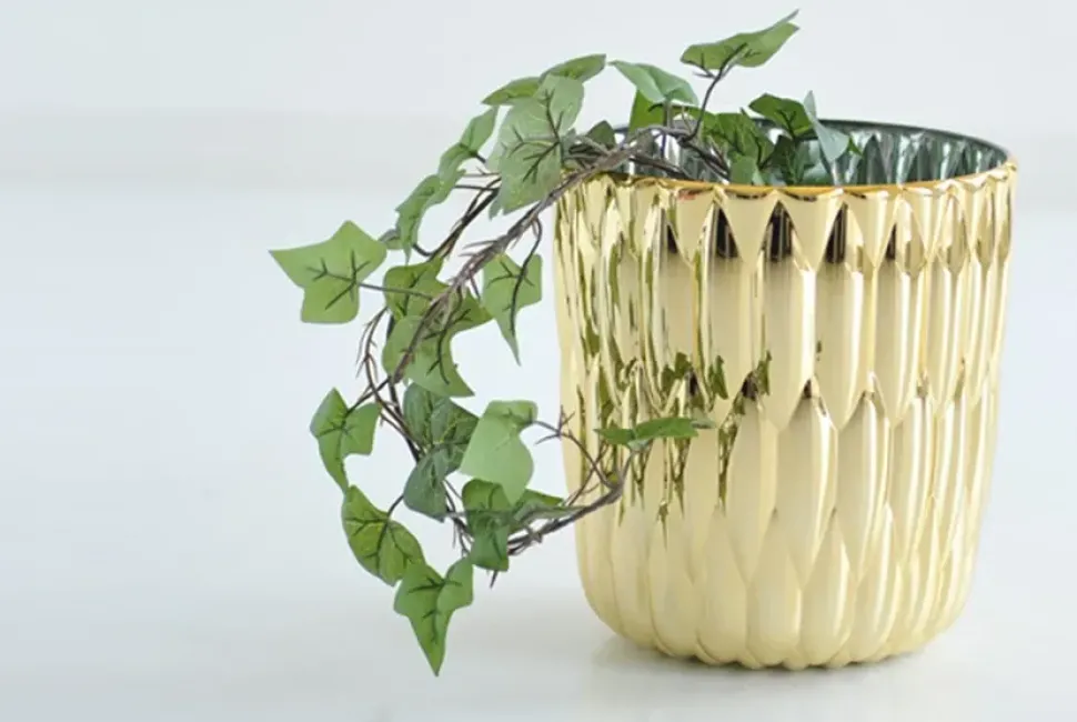 Oggettistica moderna Jelly di Kartell scontata del 40%