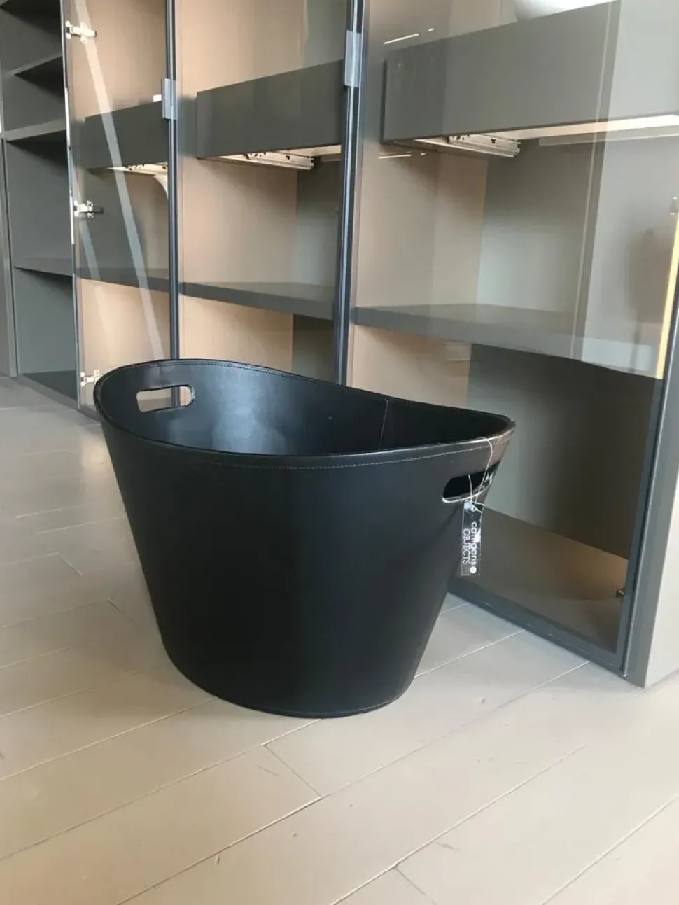 Oggettistica moderna Portaoggetti modello basket di Calligaris