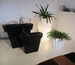 Oggettistica Slide Il vaso slide design in OFFERTA OUTLET