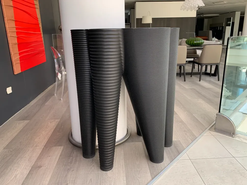 Oggettistica The vases Serralunga in Offerta Outlet