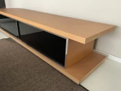 Outlet: Composizione Pass Molteni&C per soggiorno. Design moderno ed elegante.