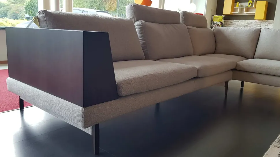 Outlet divano kim Ditre italia