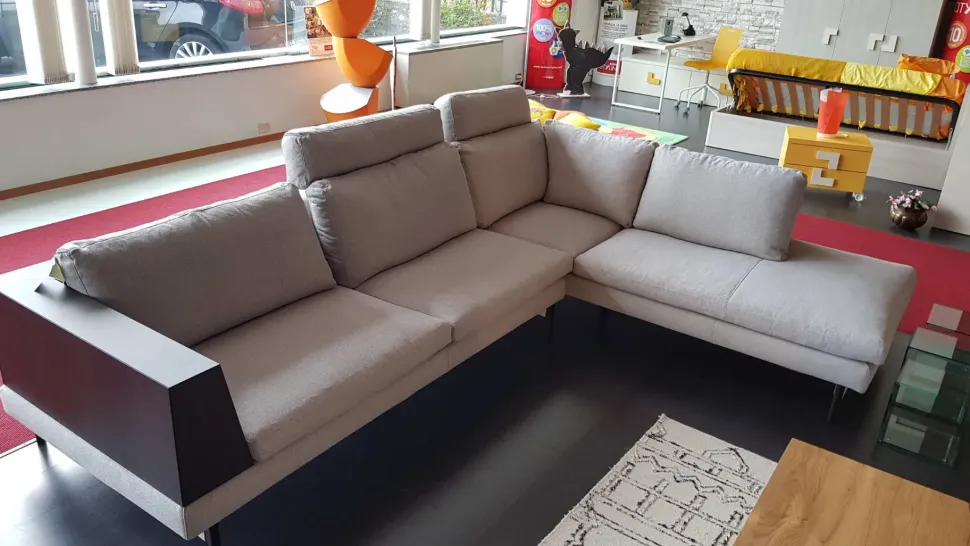 Outlet divano kim Ditre italia