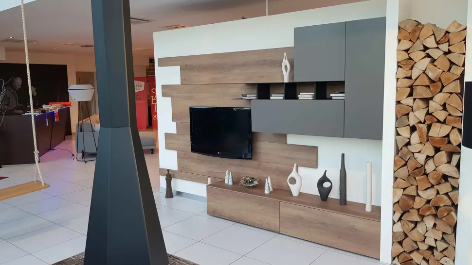 Outlet Soggiorno Compas Tomasella in offerta