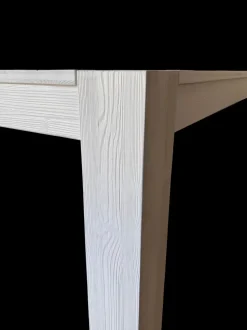 Outlet: Tavolo in legno Oslo, collezione esclusiva. Risparmia ora!