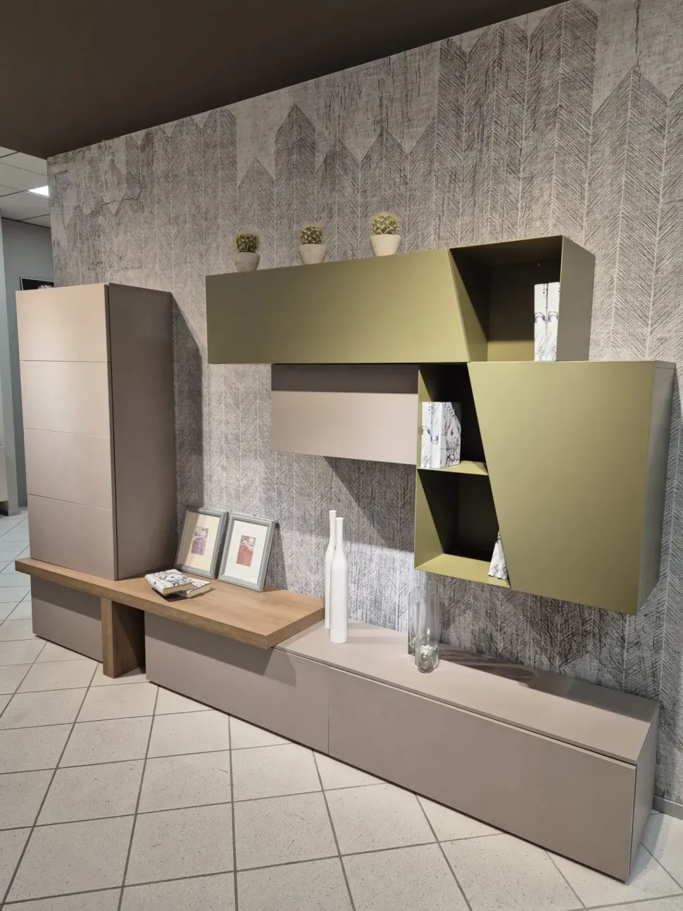 Parete attrezzata Atlante di Tomasella scontata del 30% approfittane ora!