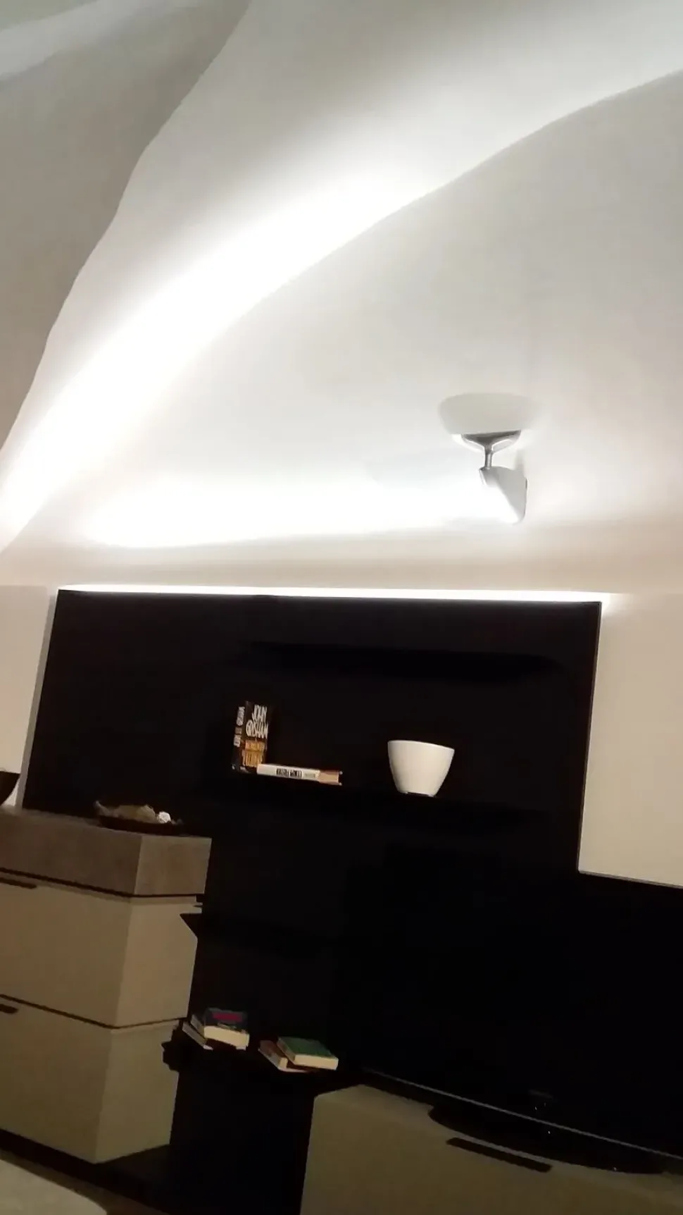 Parete attrezzata Atlante space del marchio Tomasella con un ribasso esclusivo