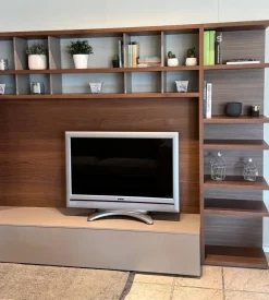Parete attrezzata Composizione parete tv di Pianca scontata del 30%