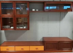 Parete attrezzata Composizione b di Artigianale in OFFERTA OUTLET