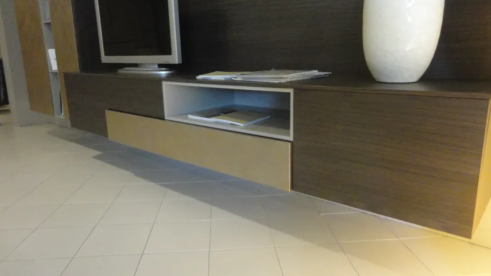 Parete attrezzata Dekor di Novamobili in OFFERTA OUTLET