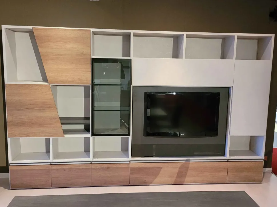 Parete attrezzata Diagonal 2021 di Tomasella in OFFERTA OUTLET