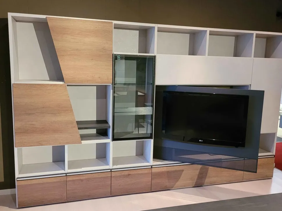 Parete attrezzata Diagonal 2021 di Tomasella in OFFERTA OUTLET