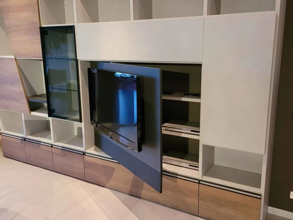 Parete attrezzata Diagonal 2021 di Tomasella in OFFERTA OUTLET