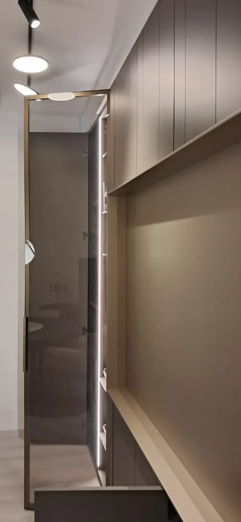 Parete attrezzata Dress code Olivieri in stile moderna a prezzo ribassato