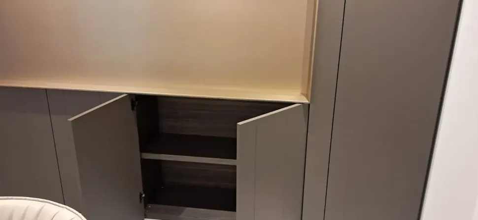 Parete attrezzata Dress code Olivieri in stile moderna a prezzo ribassato